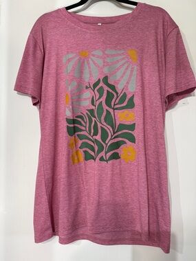Pink Floral Short Sleeve Graphic Tee Size XL